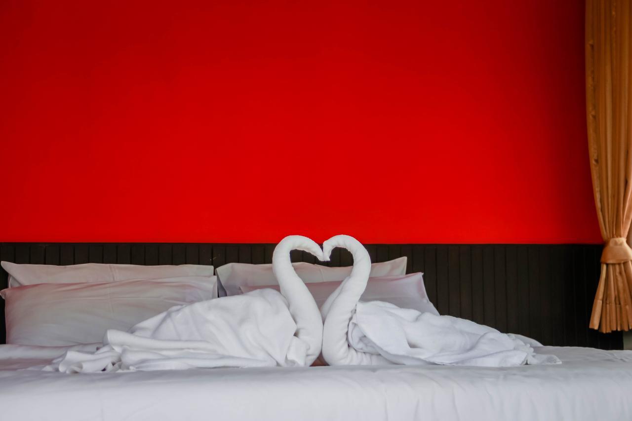 Singha Rubber Tree Hotel Sai Yok Buitenkant foto