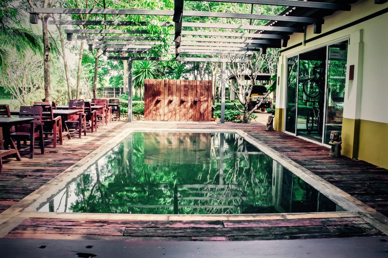 Singha Rubber Tree Hotel Sai Yok Buitenkant foto