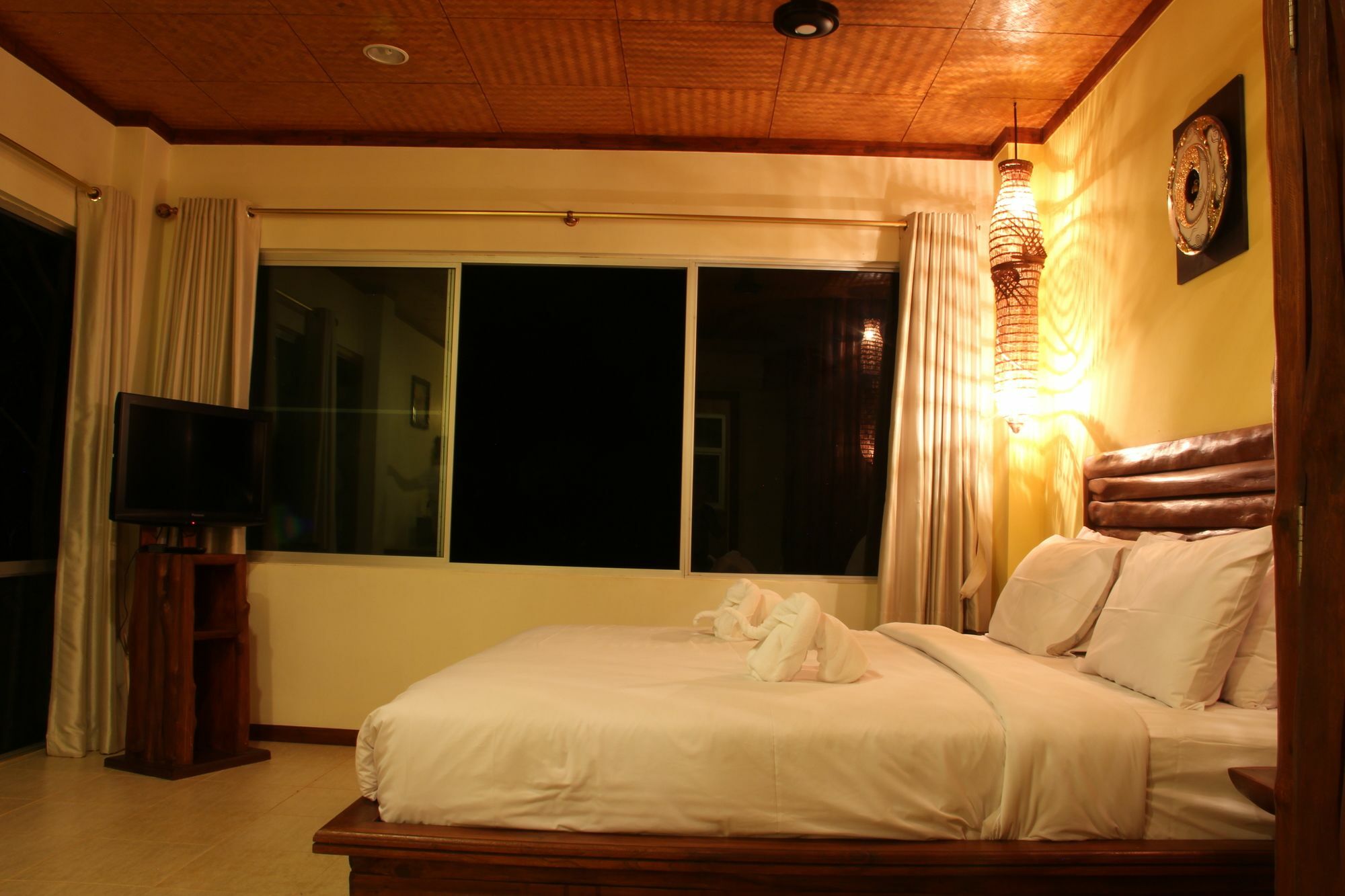 Singha Rubber Tree Hotel Sai Yok Buitenkant foto